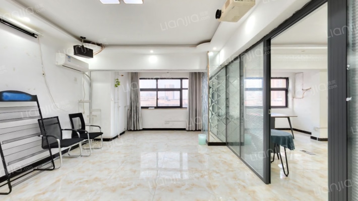 江泰天宇国际二手房实景图