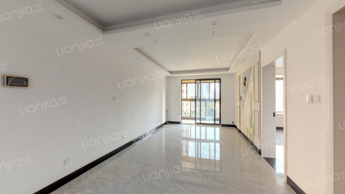 馨雅名庭东区二手房实景图