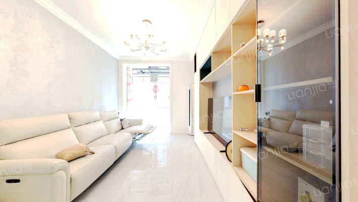 青年路314号二手房实景图