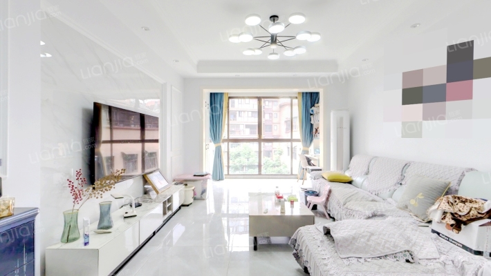 英伦郡二手房实景图