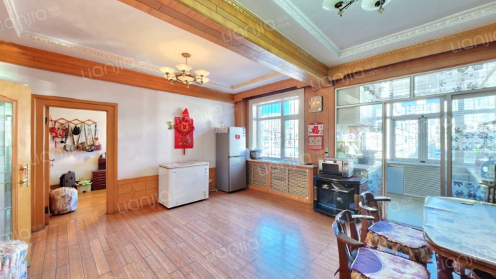 文汇小区二手房实景图