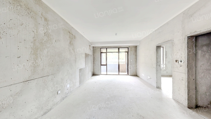 泰和郡五期二手房实景图