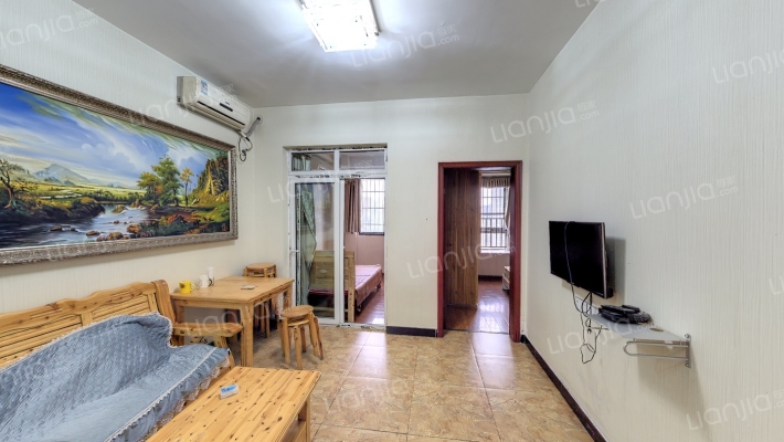 爱加欧郡二手房实景图