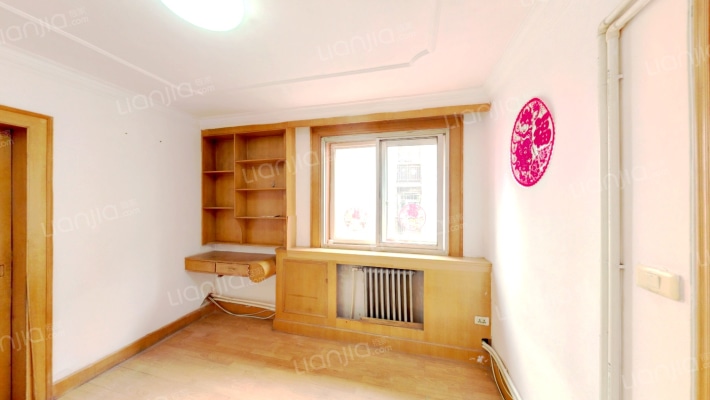 月秋里二手房实景图