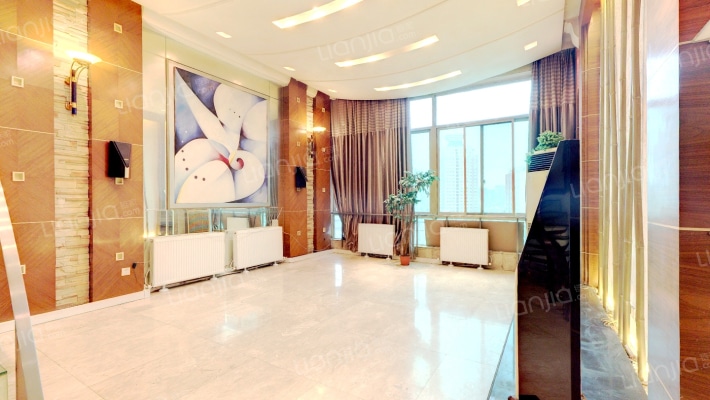 逸豪峰二手房实景图