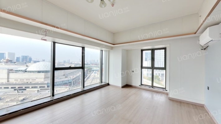 武汉经开万达广场二手房实景图