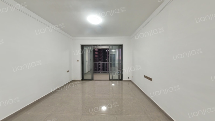 中建映湖万黛二手房实景图