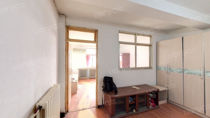 建姜西里二手房实景图