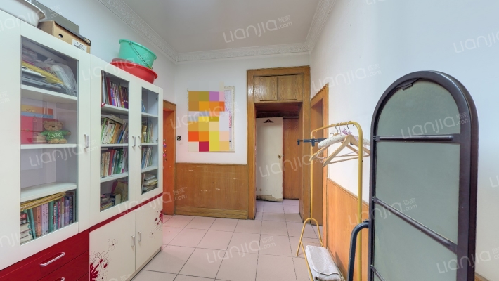 公交大修厂宿舍二手房实景图