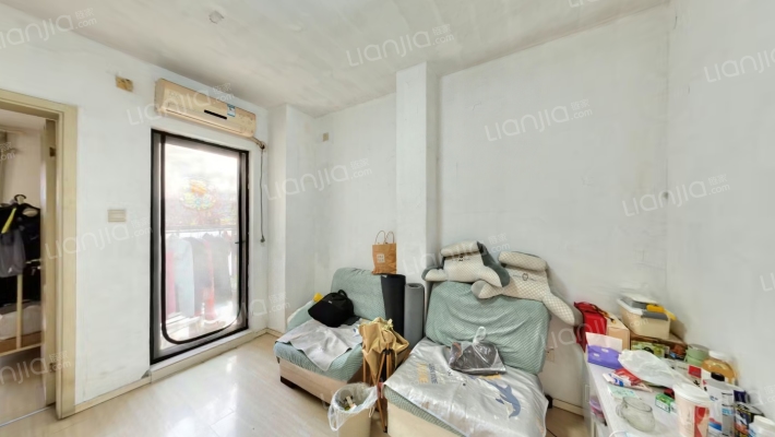 绿地启航社河东二手房实景图