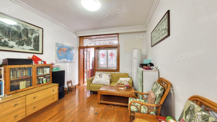 湖影公寓二手房实景图