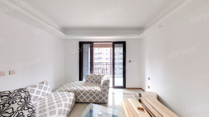 柏悦花园二手房实景图