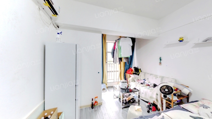 嘉年华国际公寓二手房实景图