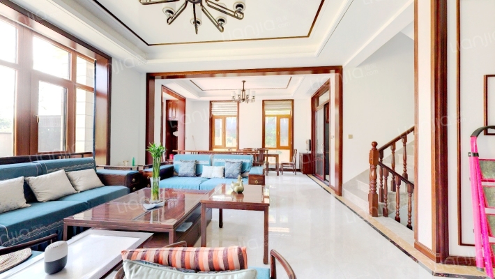 铭洲原墅二手房实景图