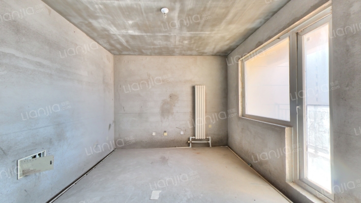 绿地香树花城一期二手房实景图