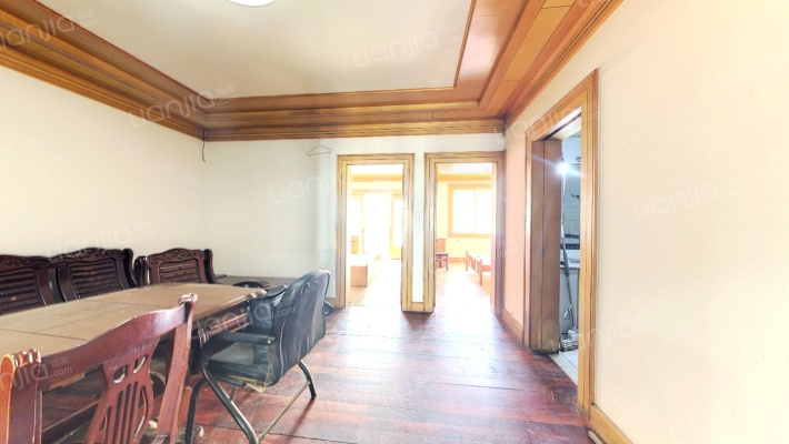 玉虹新村二手房实景图