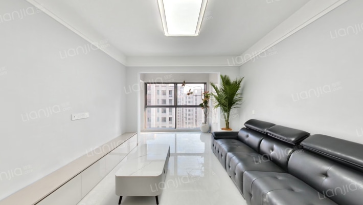 绿地紫峰公馆二手房实景图