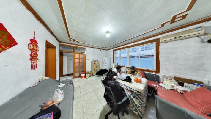 人造板厂宿舍二手房实景图