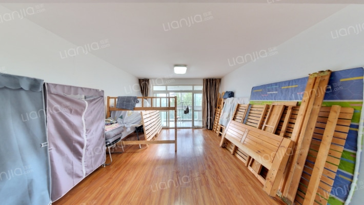 金沙公寓二手房实景图