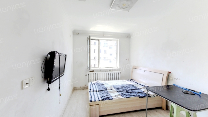 新立园二手房实景图