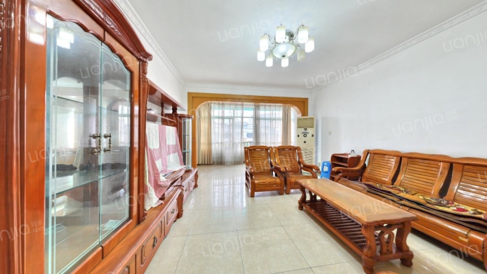 西藏阳光苑二手房实景图