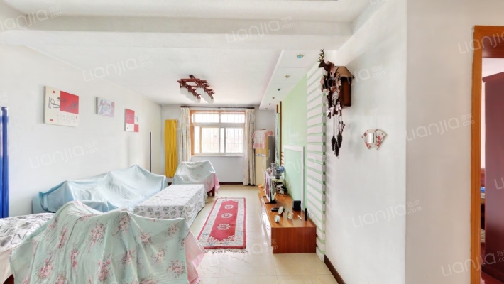 巨福新园二手房实景图