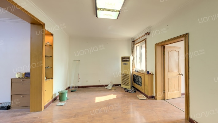 玉桥西里70号院二手房实景图