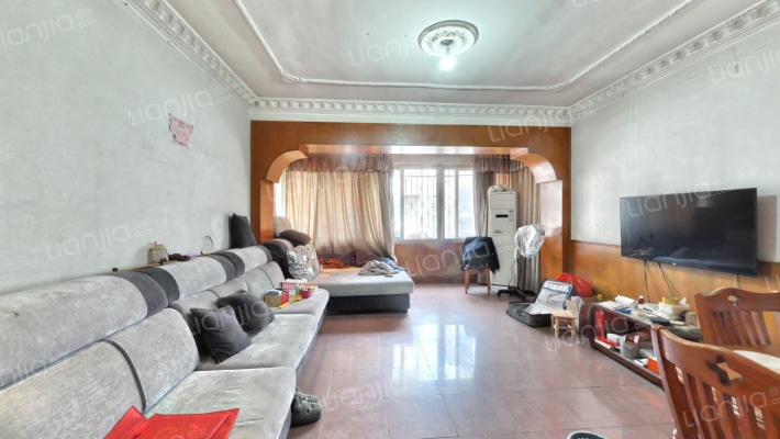 石油宿舍二手房实景图