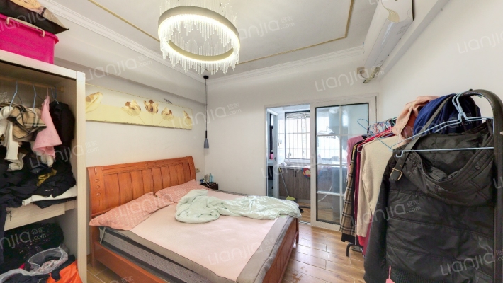 凤凰时点分租大厦二手房实景图