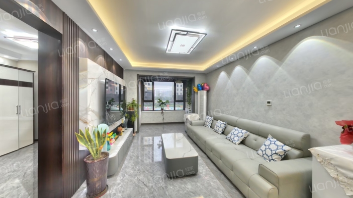 吾悦华邸二手房实景图