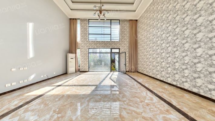 领秀新硅谷2号院二手房实景图