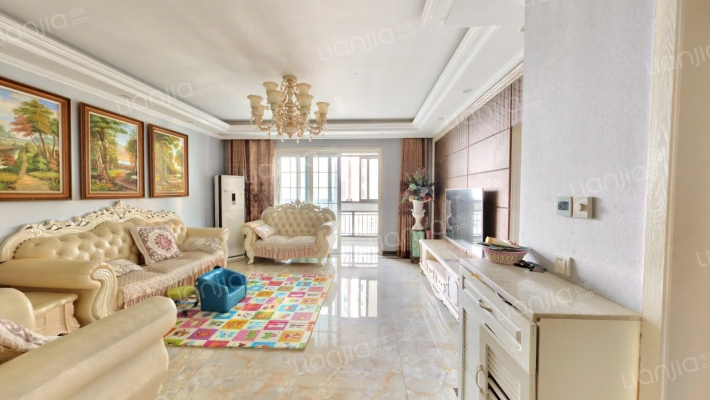 凯旋尊邸二手房实景图