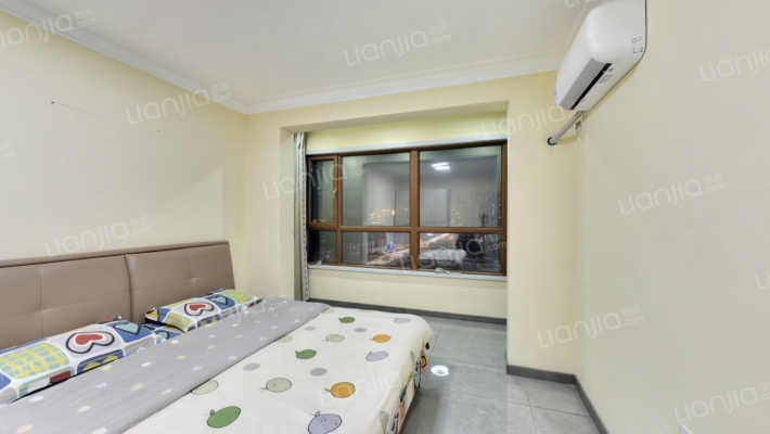 名爵公馆二手房实景图