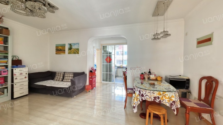 新苑村二手房实景图