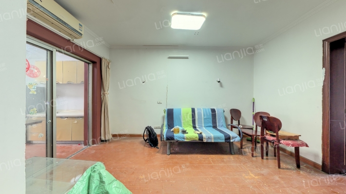 西园新村区政府宿舍二手房实景图