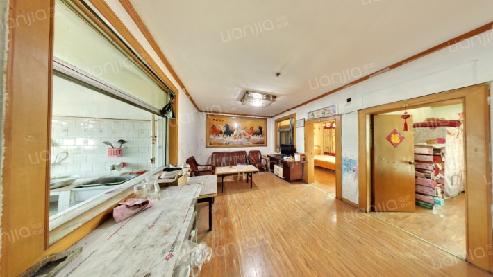 火花公寓二手房实景图