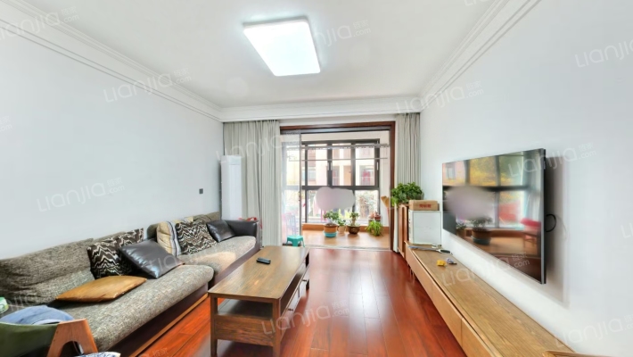 和昌中央悦府二手房实景图