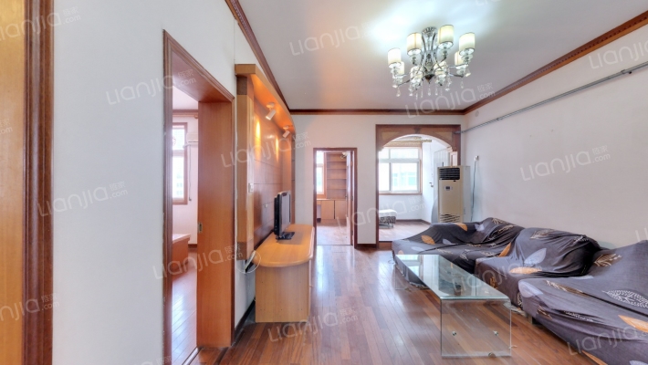 秦江花园小区二手房实景图