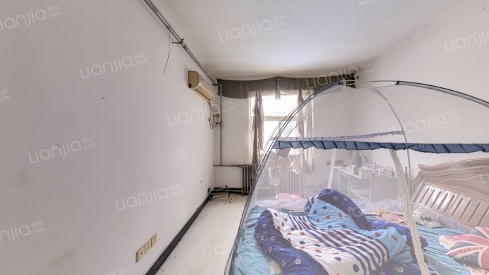 经八路18号院二手房实景图