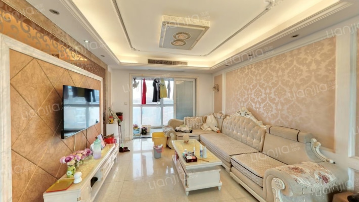 泾悦华庭二手房实景图