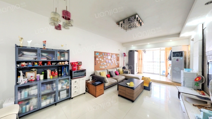 翡翠城二手房实景图