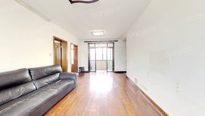 红旗教师公寓二手房实景图