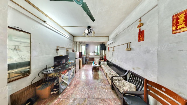 工业大道中377号大院二手房实景图