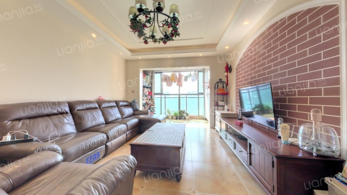 海伦国际二期二手房实景图