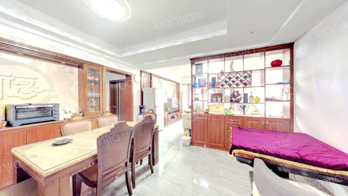 东方巴比伦二手房实景图