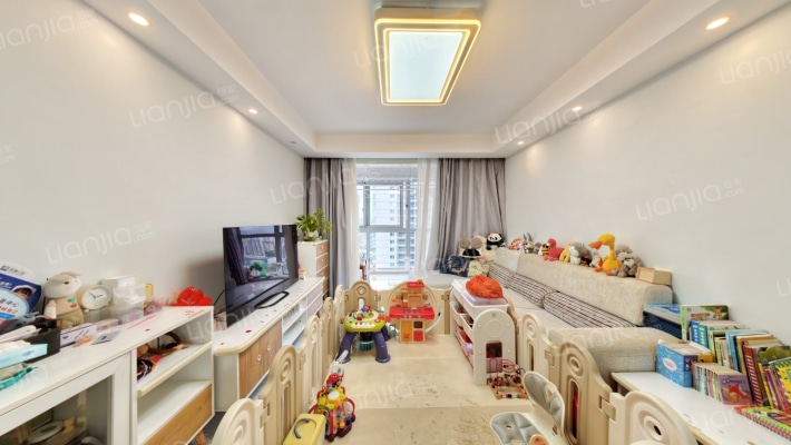 绿地中央广场五期二手房实景图