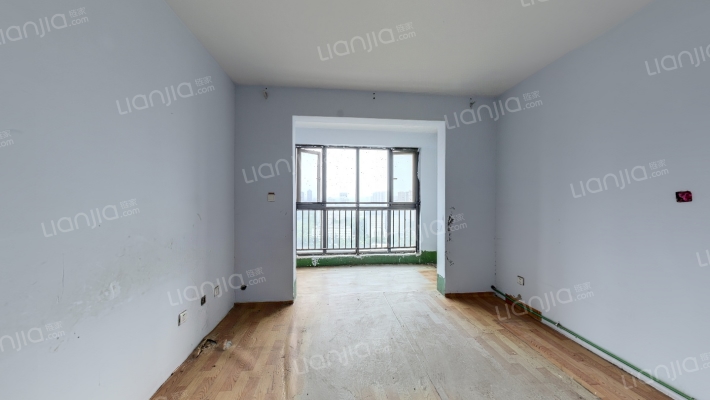 海龙华城五期二手房实景图