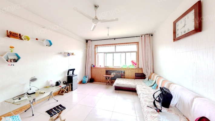 建筑公司宿舍二手房实景图