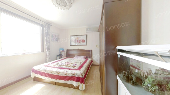 东和家园二手房实景图