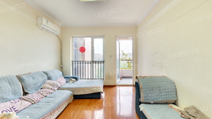 蓝光金悦府二手房实景图